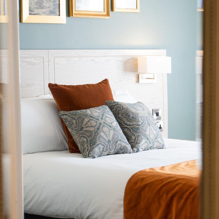 Spread Eagle, Gailey By Marston'S Inns Exteriör bild