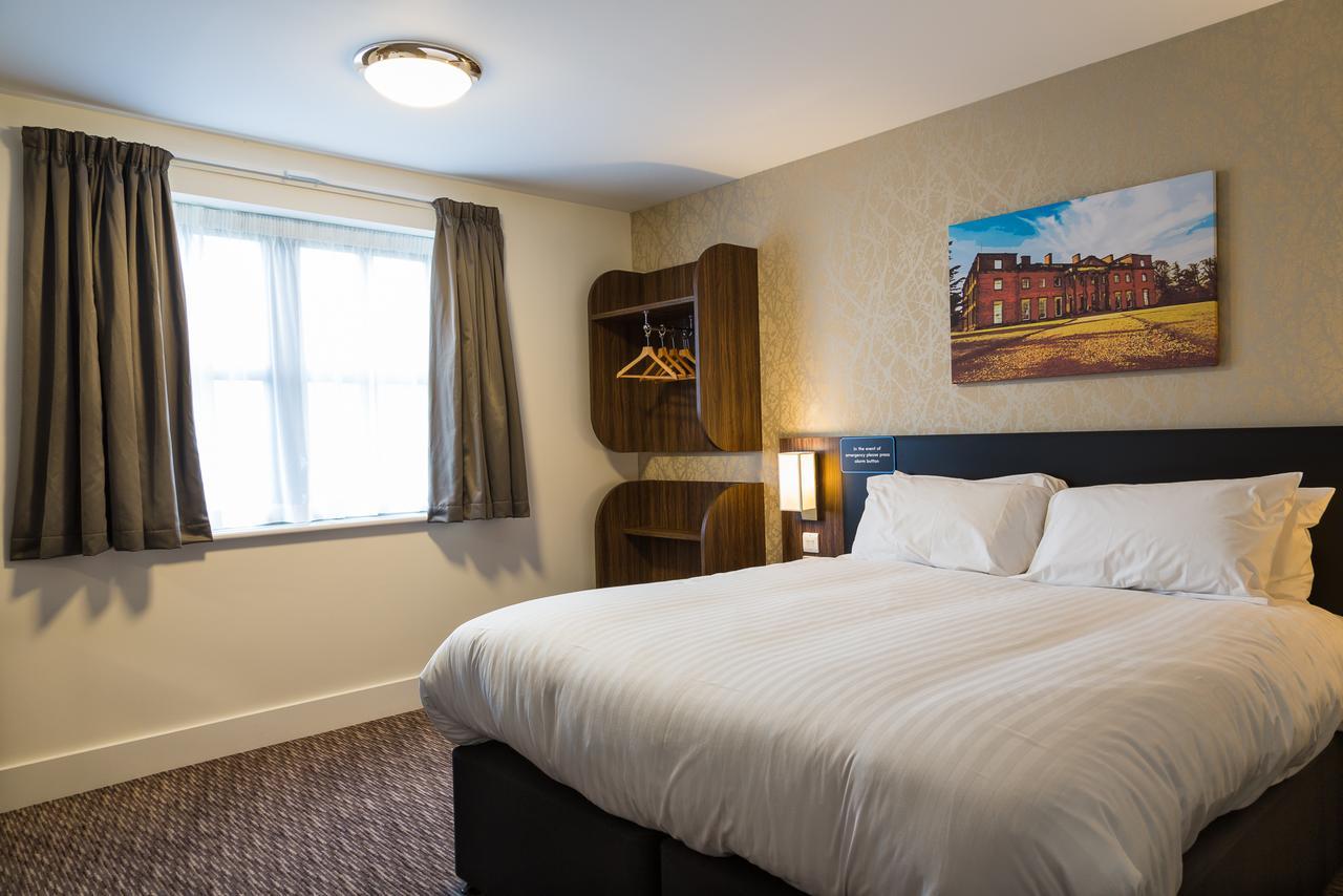 Spread Eagle, Gailey By Marston'S Inns Exteriör bild