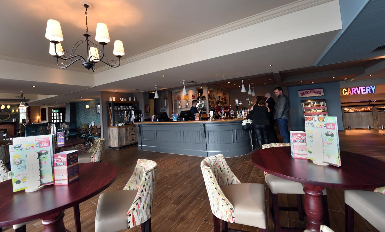 Spread Eagle, Gailey By Marston'S Inns Exteriör bild