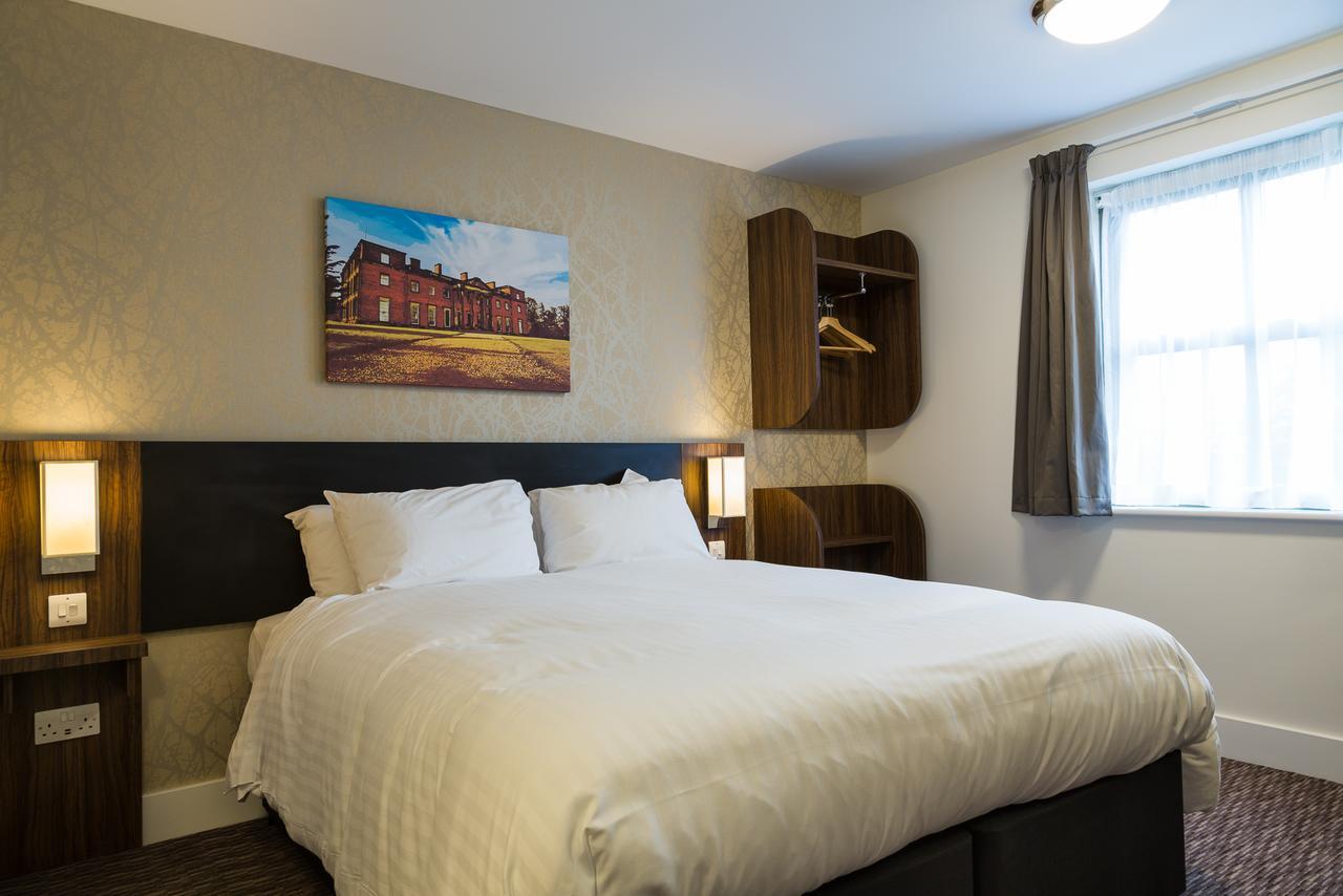 Spread Eagle, Gailey By Marston'S Inns Exteriör bild